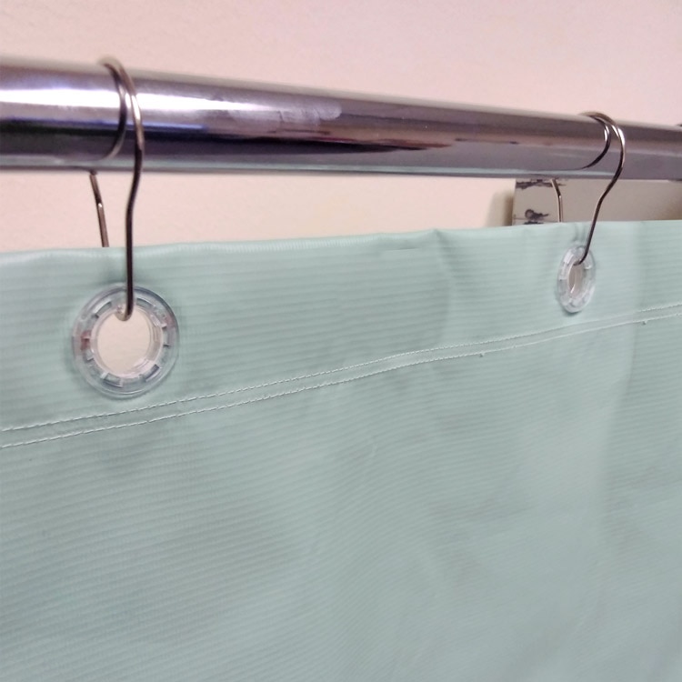 GROMMETED SHOUWER CURTAIN
